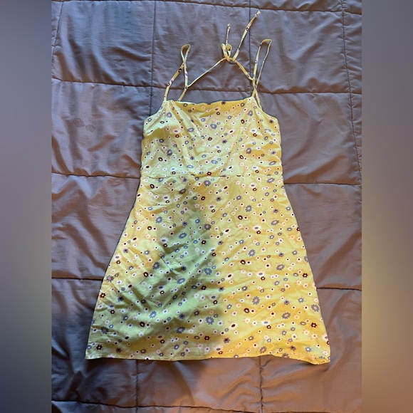 Kendall & Kylie Dresses & Skirts - Kendall & Kylie mini dress